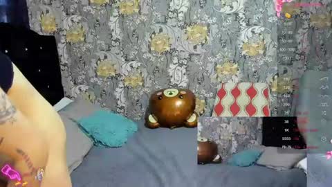 pretty_cristal22 online show from July 3, 12:00 pm