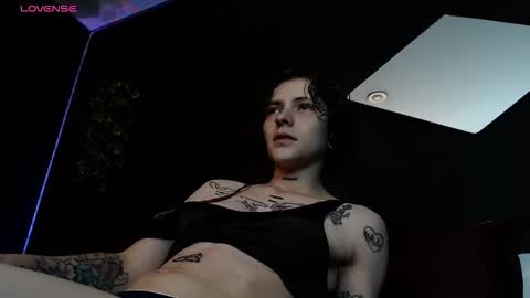 pretty_cristal22 online show from February 26, 11:59 pm