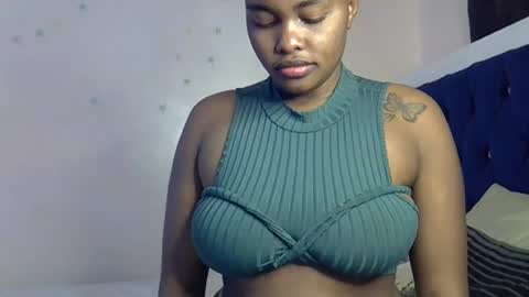 pretty_daina3 online show from July 14, 10:08 am