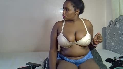 Snapshot of pretty_daina3 chatting on October 22, 11:48 am pretty_daina3 online show from October 22, 11:48 am