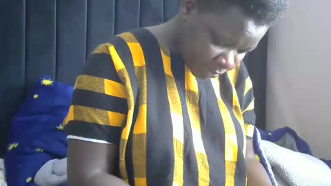 pretty_gaal online show from February 14, 8:10 am