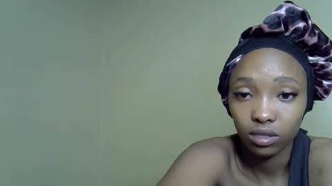 Snapshot of pretty_jazmine chatting on October 12, 4:20 pm Jaz online show from October 12, 4:20 pm