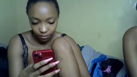 Snapshot of pretty_jazmine chatting on October 16, 4:59 am Jaz online show from October 16, 4:59 am