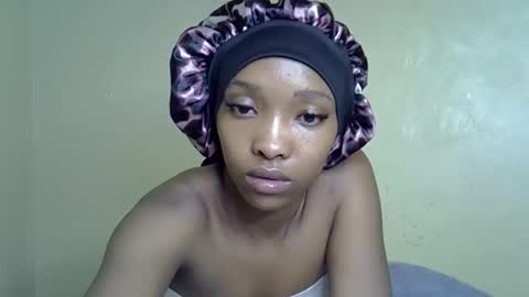 Snapshot of pretty_jazmine chatting on October 11, 3:37 pm Jaz online show from October 11, 3:37 pm