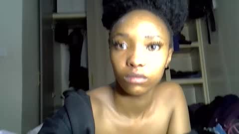 Snapshot of pretty_jazmine chatting on September 16, 12:29 am Jaz online show from September 16, 12:29 am