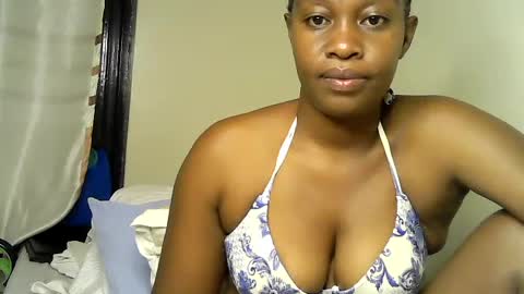 pretty_kylah online show from June 23, 10:08 pm