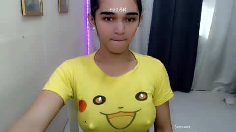 pretty_lady_kitty online show from July 16, 11:20 pm