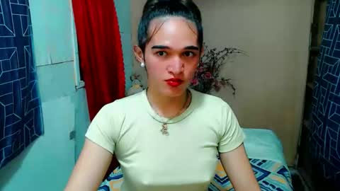 pretty_lady_kitty online show from May 9, 2:08 pm
