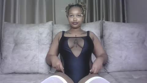 Tracy online show from November 27, 12:13 am