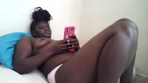 pretty_melan online show from July 20, 12:51 pm