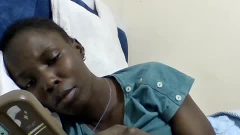 pretty_petite_ebony online show from July 24, 9:11 pm