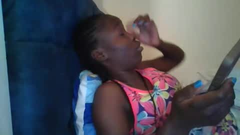 pretty_petite_ebony online show from February 17, 8:24 am