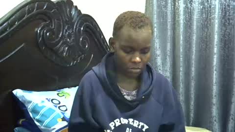 pretty_sheanna online show from August 1, 4:53 pm