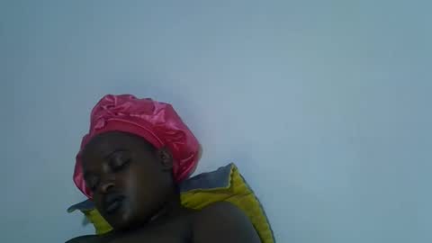 pretty_vall online show from September 13, 12:07 am
