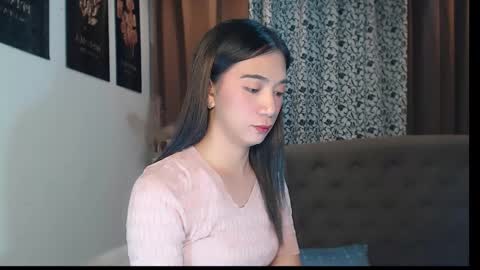 prettyakhira online show from March 21, 10:37 pm