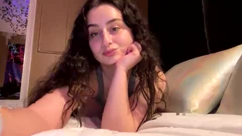 prettybaby22 online show from November 20, 5:30 am