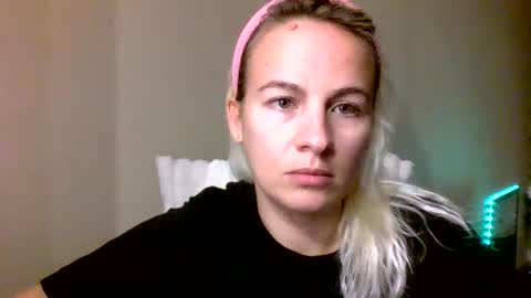 Missy  Jack online show from February 3, 3:04 am