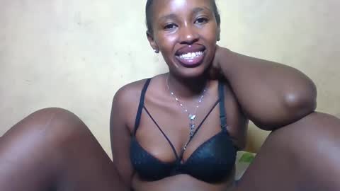 prettycarl_2 online show from December 15, 9:03 am