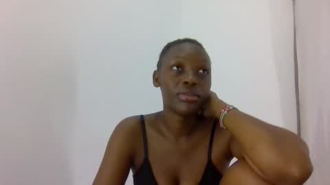 prettydollk_dons online show from April 29, 5:30 pm