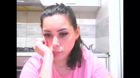 prettyjulliette online show from January 16, 4:58 pm