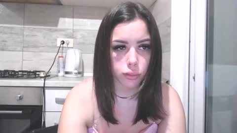 prettyjulliette online show from February 24, 6:28 pm