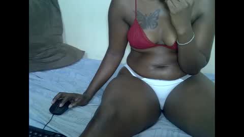Snapshot of prettyliz30 chatting on September 21, 3:16 am LILIAN online show from September 21, 3:16 am
