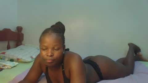 Melly online show from June 14, 9:15 pm