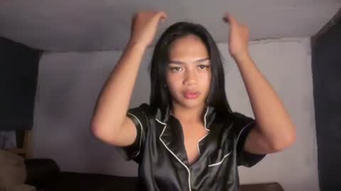 Miya 3 online show from August 6, 9:49 am