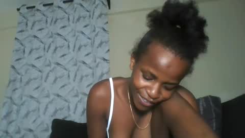 prettypussy_24 online show from June 8, 1:28 am