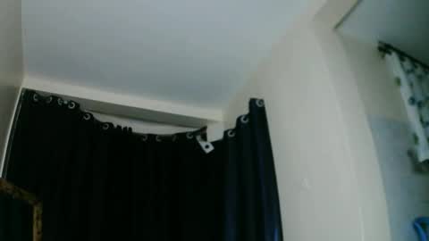 prettyreen online show from November 19, 7:47 pm