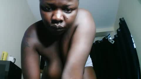 prettyreen online show from July 24, 4:32 am