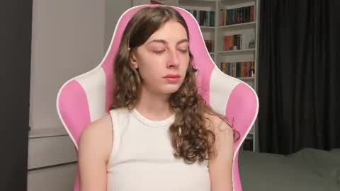 Sophie  next stream will be at Monday  i will wait you guys  online show from August 4, 5:57 am