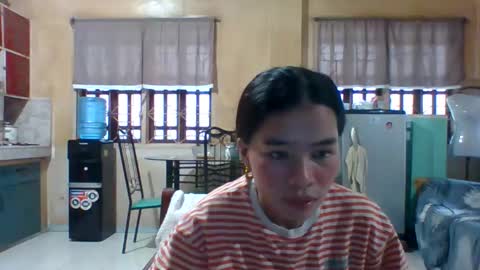 prety784828 online show from May 26, 7:18 am