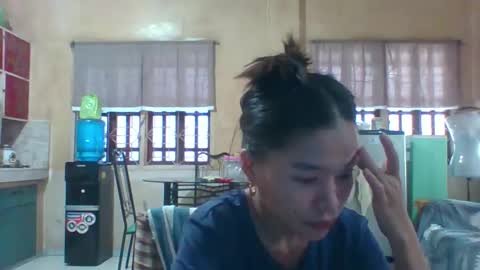 prety784828 online show from June 2, 2:34 am