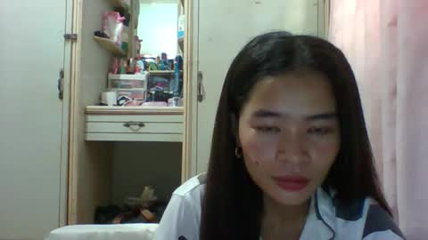 prety784828 online show from May 14, 1:00 am
