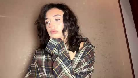 Sofi online show from December 15, 12:21 pm