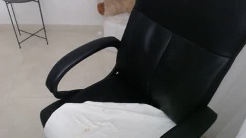 valery dollx online show from April 28, 2:09 am