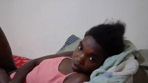 princess_scovia online show from February 3, 6:22 am