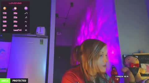 Yo Im Sofiee online show from April 27, 5:43 pm