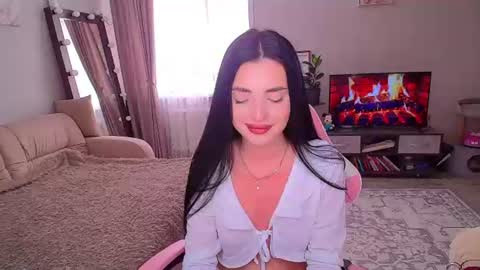 princessamira1 online show from August 6, 6:31 am