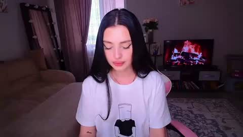 princessamira1 online show from June 28, 6:09 am