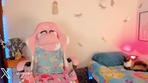 princessluna_14 online show from July 11, 9:59 pm