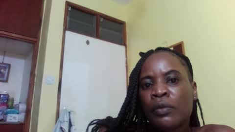 Snapshot of princessmiles2 chatting on March 9, 9:36 pm phelly online show from March 9, 9:36 pm