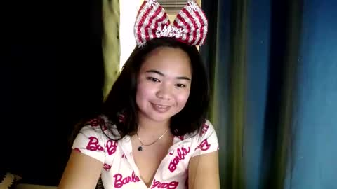Snapshot of princessnaughty69 chatting on December 20, 4:25 pm SweetyHeart online show from December 20, 4:25 pm