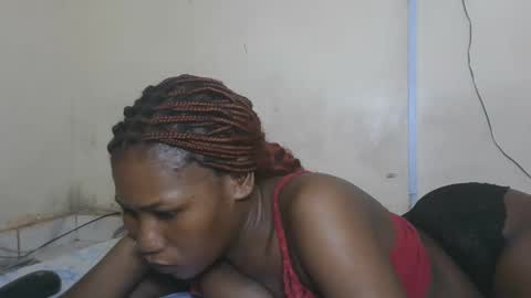 Snapshot of princesssweetass2 chatting on October 16, 7:27 pm FENNY online show from October 16, 7:27 pm