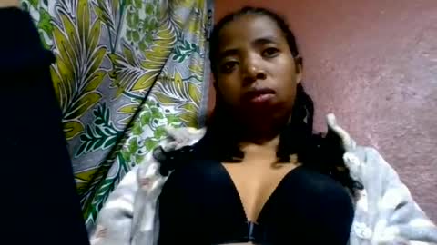 prisca880319 online show from June 29, 10:15 am