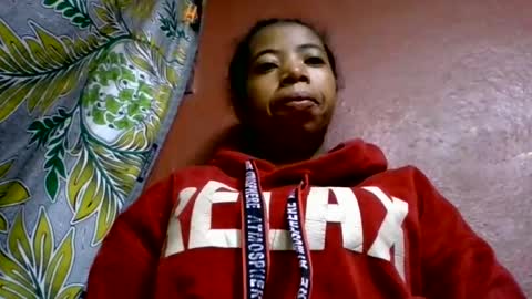 prisca880319 online show from June 18, 3:52 am