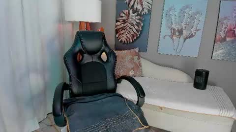 Priya Rose online show from June 27, 12:22 pm