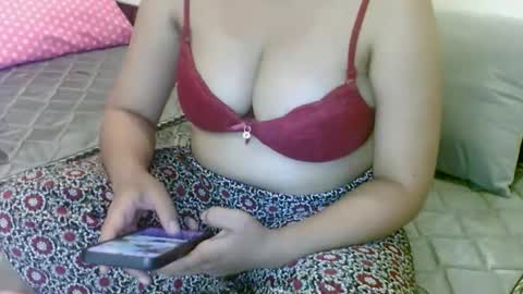 punjabi_kudi18 online show from May 7, 6:50 am