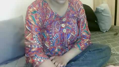 punjabi_kudi18 online show from May 12, 4:21 am